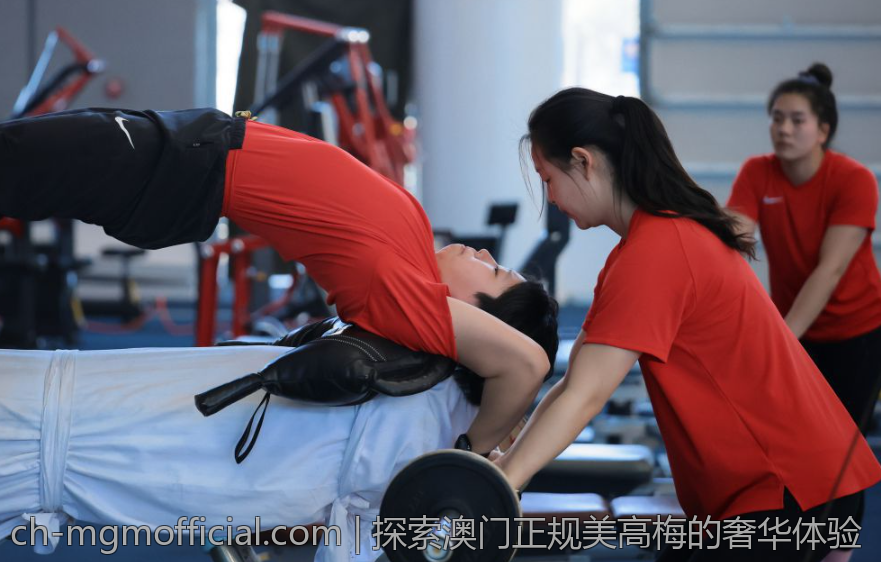 入住澳门美高梅mg电子的豪华房间